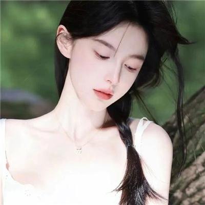 黑暗中的两个人